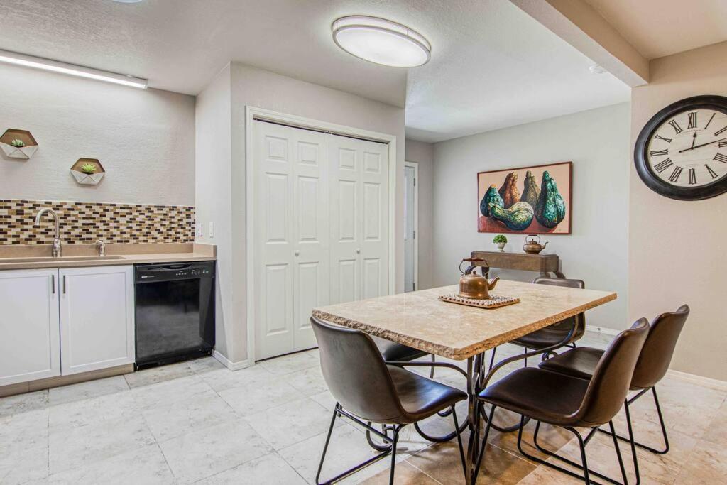 Вилла My Cozy Duplex A In The Heart Of West Side Эль-Пасо Экстерьер фото
